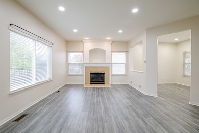 204 Aspen Cir unit 1, Gilberts, IL 60136 - photo 5