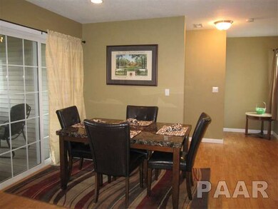 4589 N Thornhill Dr unit 206B, Peoria, IL 61615 - photo 7