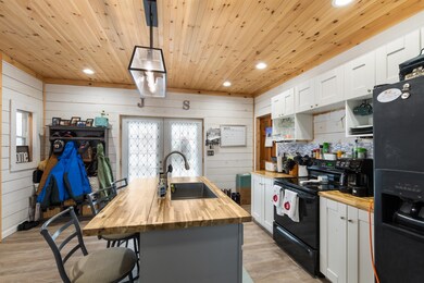 355 Gale St, Canaan, VT 05903 - photo 7