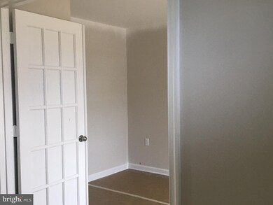 100 Alabio Ct, Bunker Hill, WV 25413 - photo 4