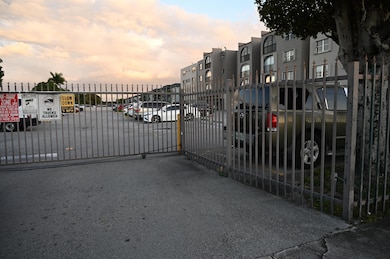 6215 W 20th Ave unit 415, Hialeah, FL 33012 - photo 3