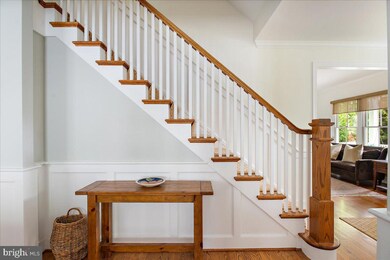 1020 Spruce St, Falls Church, VA 22046 - photo 4