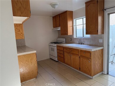1953 N Parish Place unit C, Burbank, CA 91504 - photo 2