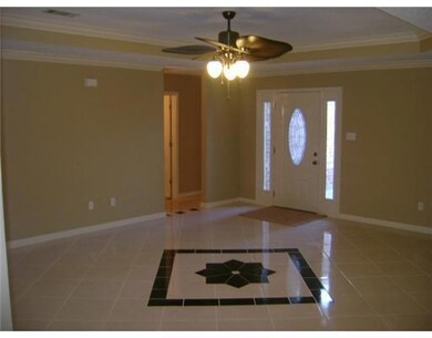 Photo. LARGE LIVING ROOM WITH TRAY CEILING...BEAUT