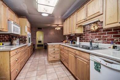 0011-103rd - 11445 (11)