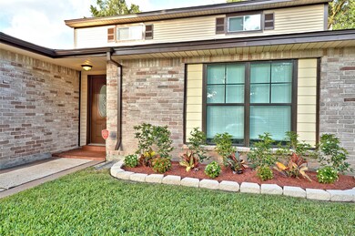 7534 Andiron Cir, Houston, TX 77041 - photo 3