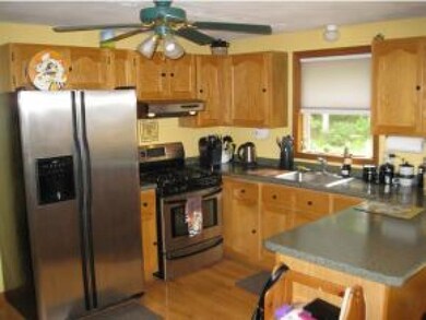 4 Carmel Dr unit B, Londonderry, NH 03053 - photo 5