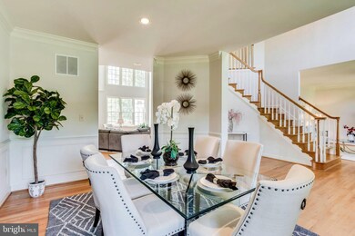 11121 Tommye Ln, Reston, VA 20194 - photo 5