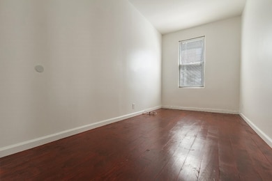 7 Newark Bay Ct, Bayonne, NJ 07002 - photo 6