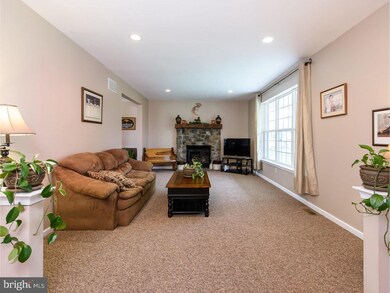 134 Cassell Rd unit 128, Harleysville, PA 19438 - photo 5