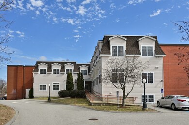 46 Ashford St unit 18, Methuen, MA 01844 - photo 3