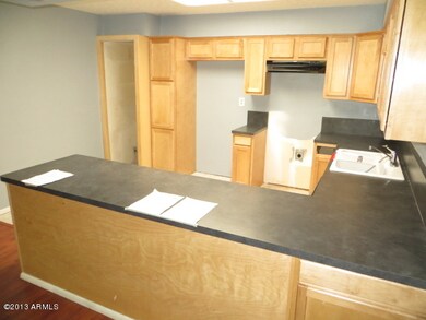 023-383675-Kitchen1a