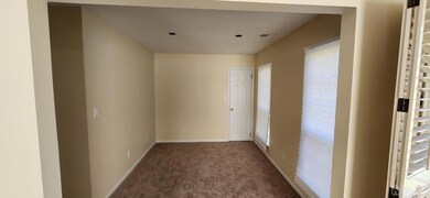 Den/ Possible 2nd Bedroom