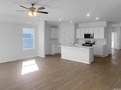 6412 Newark Dr, Bryant, AR 72002 - photo 6