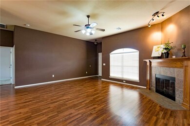 4405 Spotted Owl Cir, Norman, OK 73072 - photo 4