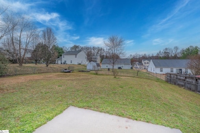 705 Hayden Ct, Taylors, SC 29687 - photo 5