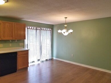 39 Ferris St, Indian Orchard, MA 01151 - photo 4