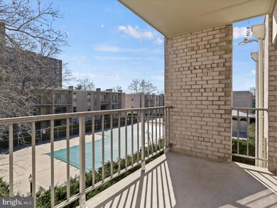 19 Canterbury Square unit 211, Alexandria, VA 22304 - photo 7