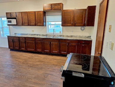 501 N Main St, Salem, SD 57058 - photo 6