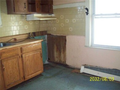 121 Sumter St, Providence, RI 02907 - photo 4