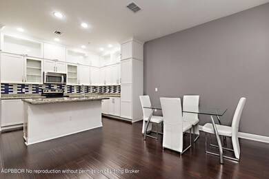 Kitchen/Dining Area