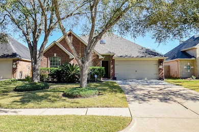 4910 Mission Lake Ct, Richmond, TX 77407 - photo 2