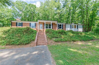 1703 Pepperidge Rd, Asheboro, NC 27205 - photo 2