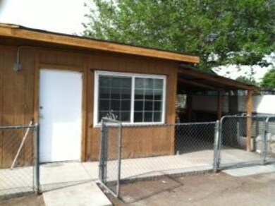 219 E 2nd St unit A B, Buttonwillow, CA 93206 - photo 5