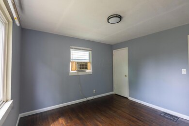 1484 E 24th Ave-02