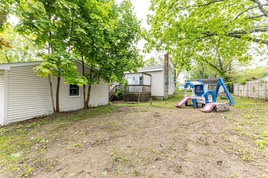 27 Crowell St, Acushnet, MA 02743 - photo 5