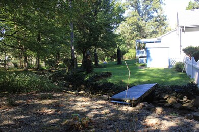 557 Fisher Ln, Mount Washington, KY 40047 - photo 5