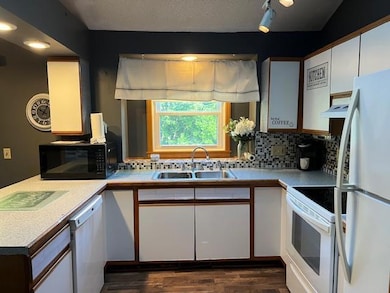 1433 Glenridge Dr, Prescott, WI 54021 - photo 6