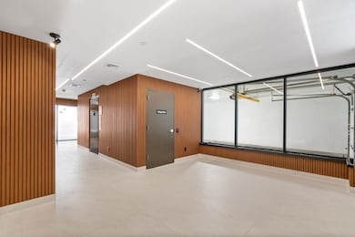 unlisted-address, Jackson Heights, NY 11372 - photo 5