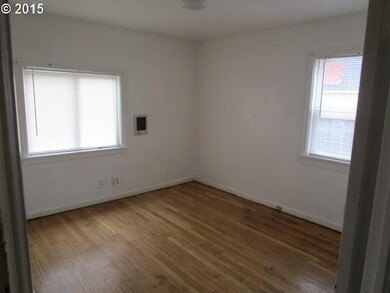 955 Chambers St, Eugene, OR 97402 - photo 5