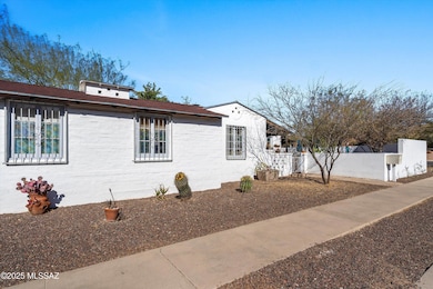 2048 E Hawthorne St, Tucson, AZ 85719 - photo 7