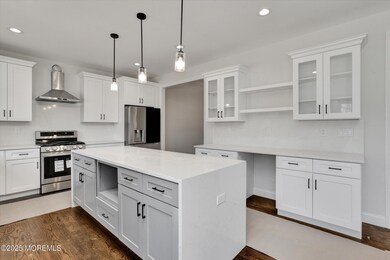 Eat In Kitchen