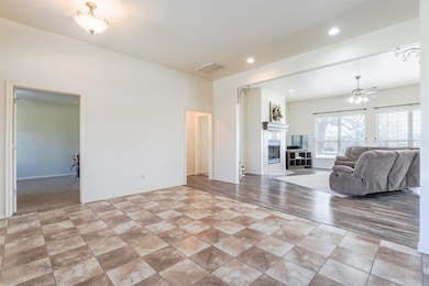 11 Tonya Rd, Shawnee, OK 74801 - photo 5