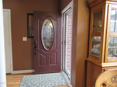 160 Halcomb Ct, Mount Washington, KY 40047 - photo 2