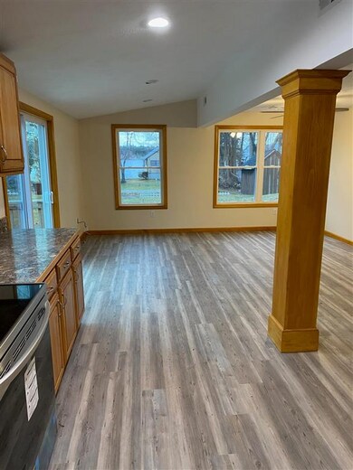 11 East Ln, Sandown, NH 03873 - photo 5