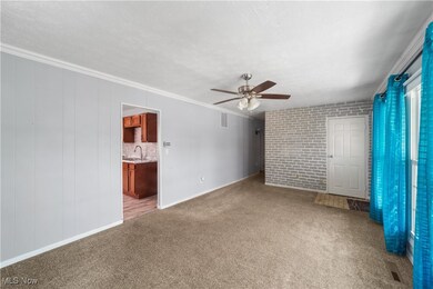 4308 Meadow Ln, Lorain, OH 44055 - photo 7