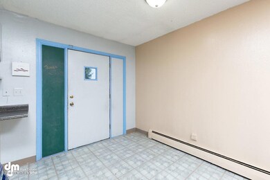 Dining Area 20190412-DW-45595-SMALL