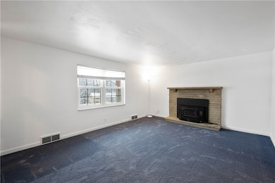 8784 Terrace Dr, Pittsburgh, PA 15237 - photo 3