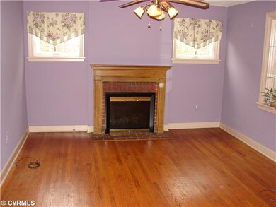 Den/Family/Great Room - WONDERFUL FAMILY ROOM !!! 