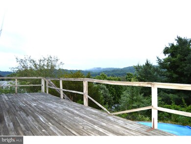 102 Pear St, Mohnton, PA 19540 - photo 4