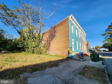 306 N Franklintown Rd, Baltimore, MD 21223 - photo 2