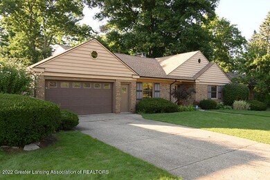 424 Mcpherson Ave, Lansing, MI 48915 - photo 3