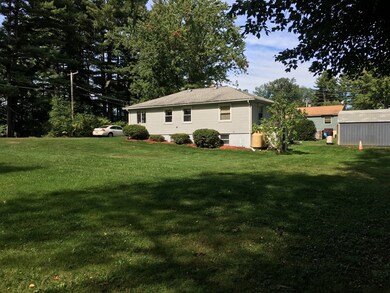 96 Cubles Dr, Brimfield, MA 01010 - photo 5