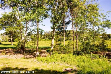 14R Pulpit Rock Rd, Oak Bluffs, MA 02557 - photo 4