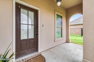 22-web-or-mls-92 Andre Ave-18