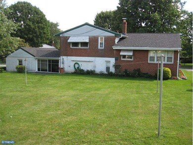 1412 Sandwood Rd, Conshohocken, PA 19428 - photo 4